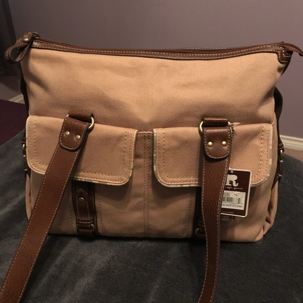 Relic shoptote NWT
